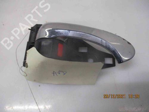 Used Front right interior door handle TOYOTA RAV 4 III (_A3_) 2.2 D 4WD (ALA30_, ALA30R) (177 hp) 19739552