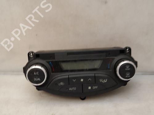 AC-Styringsenhed/Manøvreenhed AC-Styringsenhed/Manøvreenhed TOYOTA YARIS (_P13_) 1.5 Hybrid (NHP130_) (101 hp) 33807918 33807918