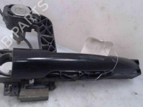 Used Front left exterior door handle FIAT STILO (192_) 1.6 16V (192_XB1A) (103 hp) 30723094