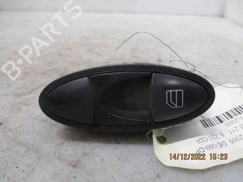 Used Right front window switch MERCEDES-BENZ E-CLASS (W211) E 220 CDI (211.006) (150 hp) 26624183