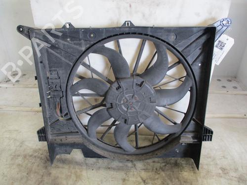 Used Radiator fan Radiator fan VOLVO XC90 I (275) D5 AWD (185 hp) 32510483 32510483