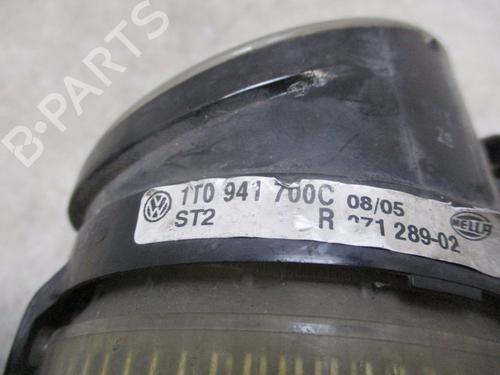 Right front fog light VW CADDY III Box Body/MPV (2KA, 2KH, 2CA, 2CH) 1.4 | BP22187908C31 