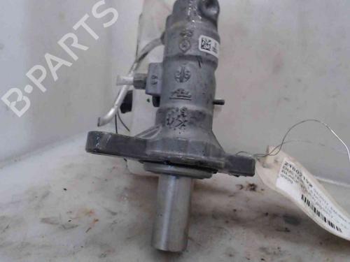 Brake master cylinder DACIA DUSTER (HS_) 1.5 dCi | BP19734704M77