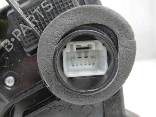 Front right lock TOYOTA AURIS (_E15_) 1.4 D-4D (NDE150_, NDE150R) | BP19742318C97 