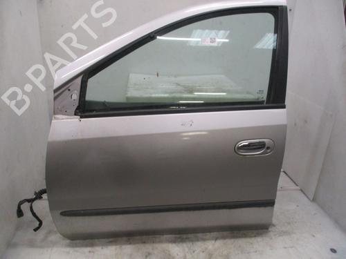 Used Left front door NISSAN ALMERA TINO (V10) 2.2 dCi (115 hp) 26638184