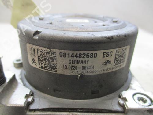 Używane Pompa ABS PEUGEOT 208 I (CA_, CC_) 1.0 VTi (68 hp) 30739315