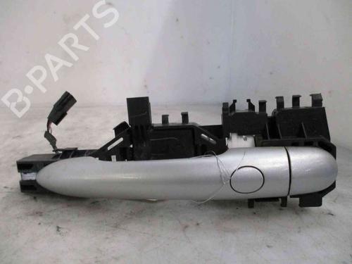 Høyre foran utvendig håndtak RENAULT MEGANE II Saloon (LM0/1_) [2003-2025]  26620826