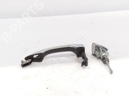 Venstre foran utvendig håndtak KIA CARENS IV 1.6 GDi | BP17821932C128 