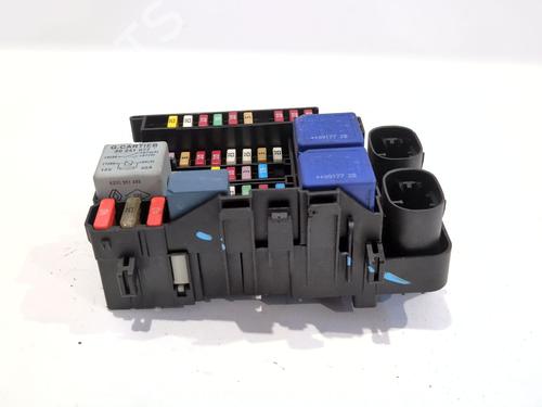 Sicherungskasten für RENAULT MEGANE III Coupe (DZ0/1_) 1.9 dCi (DZ0N, DZ0J, DZ1J, DZ1K) (131 hp) 30702087