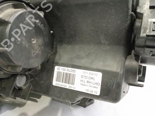 Right headlight KIA SPORTAGE III (SL) 1.7 CRDi | BP17823265C29 
