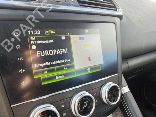 display-monitor-renault-kadjar-ha_-hl_-2015-33735562 main image