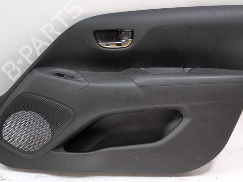 Forreste højre beklædning TOYOTA AYGO (_B4_) 1.0 VVTi (KGB40) (72 hp) 25005838