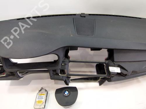 BP30702142O1 main image