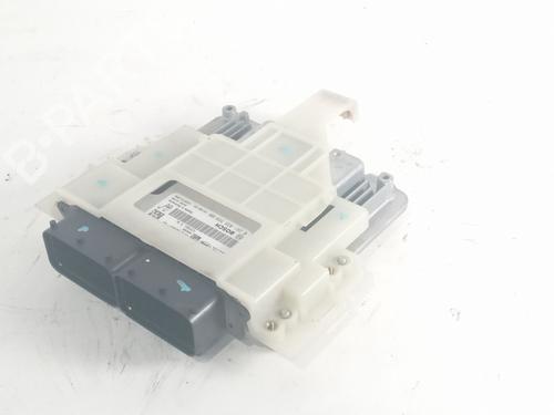 Used Engine control unit (ECU) LAND ROVER RANGE ROVER EVOQUE (L551) 2.0 D150 4x4 (150 hp) 17818149