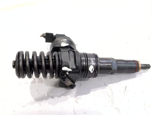 injector-vw-passat-b55-3b3-2000-2001-2002-2003-2004-2005-38325492 main image
