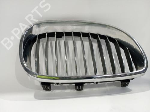 Used Grille BMW 5 (E60) 530 i (231 hp) 17821437