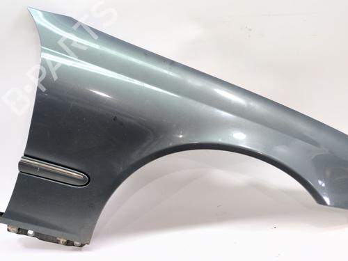 Used Right front fenders MERCEDES-BENZ C-CLASS (W203) [2000-2007]  30157655