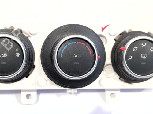 Used Climate control Climate control 38286078 38286078