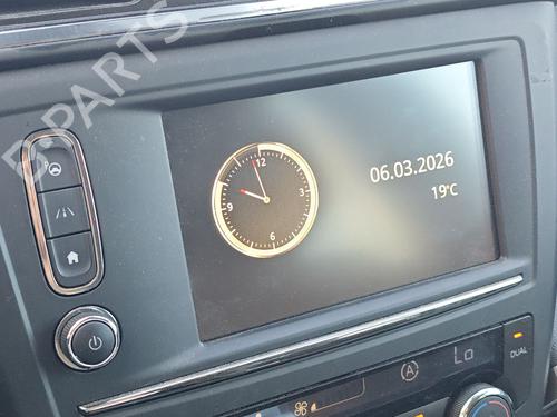 display-monitor-renault-kadjar-ha_-hl_-2015-36320047 main image