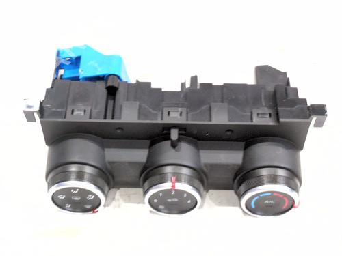 Climate control RENAULT TRAFIC III Van (FG_) | BP38591406I5 - Image 2