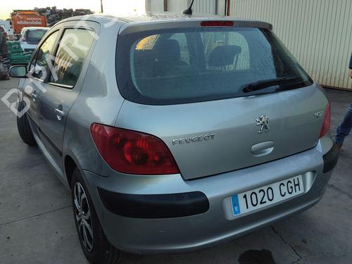 Fuse box PEUGEOT 307 (3A/C) 1.6 16V | BP30573270E1