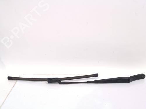 Used Front windshield wiper arm Front windshield wiper arm 39502789 39502789