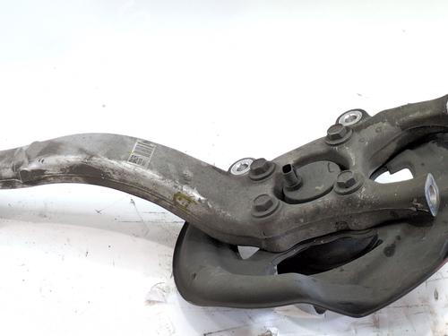 Used Right front steering knuckle LEXUS IS III (_E3_) 300h (AVE30_, AVE30R) (223 hp) 29734244