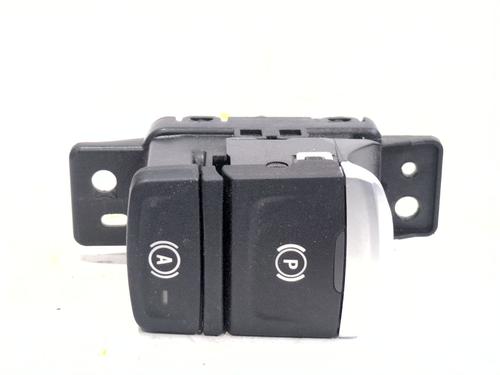 Used Switch Switch RENAULT CAPTUR II (HF_) TCe 140 (HFN0) (140 hp) 35726479 35726479