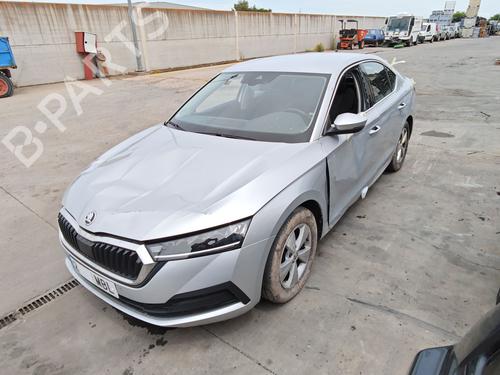 Pièces Détachées Usagées SKODA OCTAVIA IV (NX3, NN3, PV3) 2.0 TDi (150 hp) 2712553