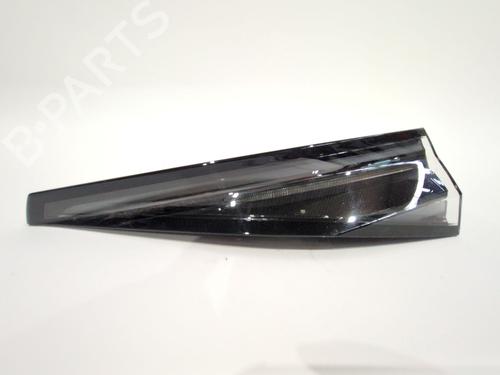 Used Right tailgate light RENAULT SYMBIOZ E-Tech 145 (143 hp) 28025105