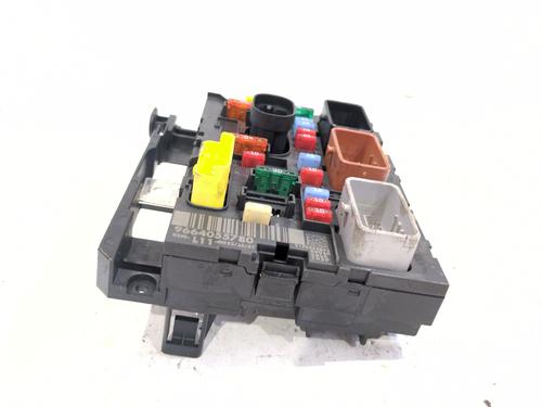 Used Fuse box Fuse box 38775429 38775429