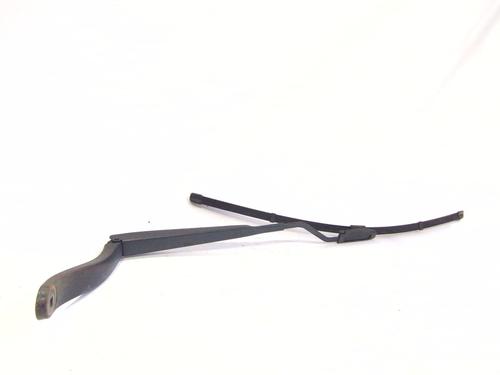 front-windshield-wiper-arm-renault-megane-iv-saloon-2016-32666818 main image