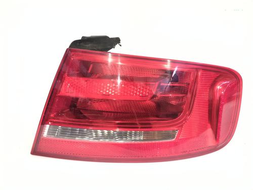 Høyre baklys AUDI A4 B8 (8K2) 2.0 TDI (143 hp) 29734397