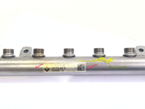 Used Injection rail RENAULT MEGANE IV Hatchback (B9A/M/N_) 1.6 dCi 130 (B9A4) (130 hp) 32666885