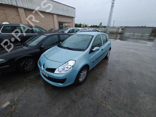 Brugte RENAULT CLIO III (BR0/1, CR0/1) 1.5 dCi (C/BR0G, C/BR1G) (68 hp) 4447464