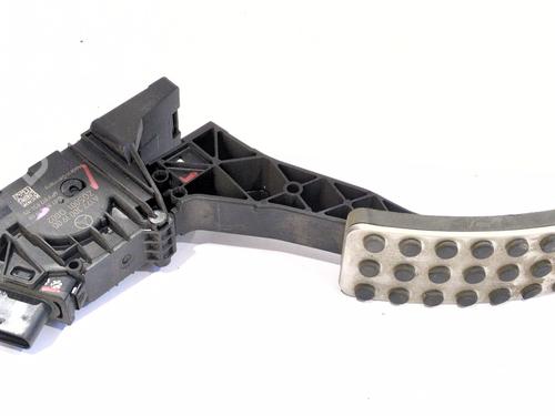Used Pedal Pedal MERCEDES-BENZ A-CLASS (W177) A 200 d (177.012) (150 hp) 33538422 33538422