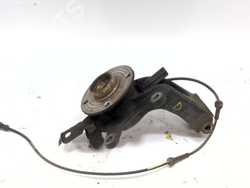 Used Right front steering knuckle TOYOTA AYGO (_B4_) 1.0 VVTi (KGB40) (72 hp) 26288819