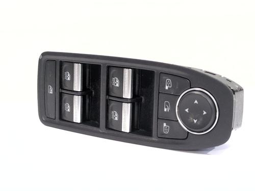 Used Left front window switch Left front window switch RENAULT CAPTUR II (HF_) TCe 90 (HFM6) (91 hp) 34431837 34431837