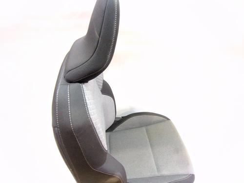 Left front seat RENAULT CLIO V (B7_) 1.5 Blue dCi 100 (B7AD) | BP30157684C15 