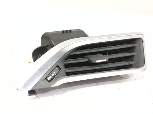 Used Air vent PEUGEOT 2008 I (CU_) 1.6 HDi (114 hp) 29885204