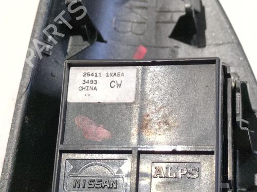 Right front window switch NISSAN JUKE (F15) 1.6 | BP29357418I26 
