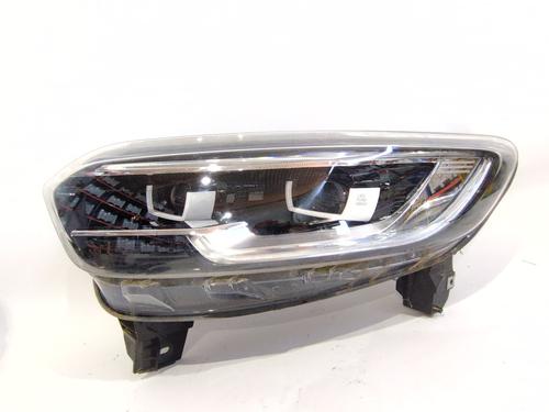 left-headlight-renault-kadjar-ha_-hl_-2015-38235783 main image