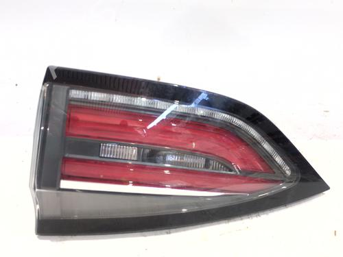 Used Right tailgate light Right tailgate light 37150491 37150491