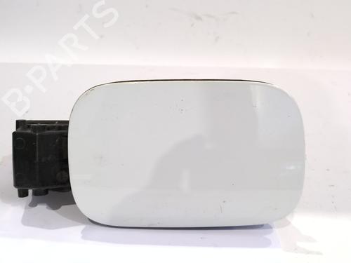 fuel-flap-renault-megane-iv-saloon-2016-38112666 main image
