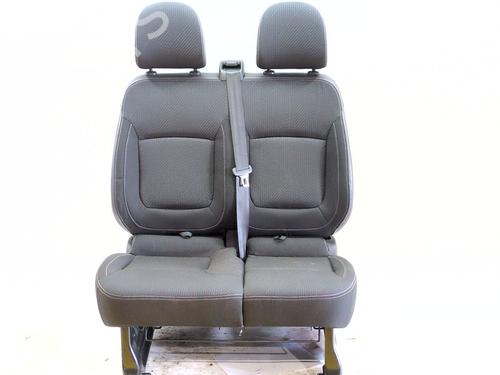 Used Other RENAULT TRAFIC III Bus (JG_) [2014-2026]  33120652