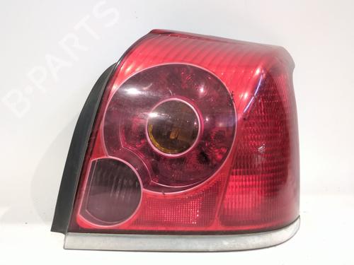 Used Right taillight TOYOTA AVENSIS Saloon (_T25_) 2.0 D-4D (CDT250_, CDT250R) (116 hp) 29271105