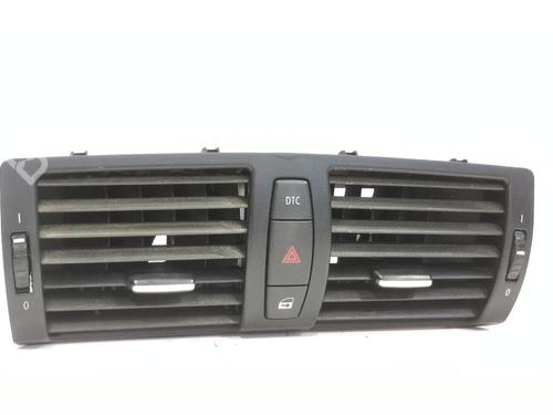 Used Air vent BMW 1 (E87) 120 d (177 hp) 28003532
