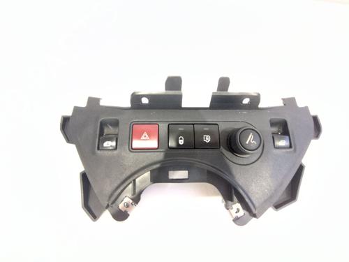 Switch CITROËN BERLINGO Box Body/MPV (B9) 1.6 BlueHDi 100 | BP28381113I30