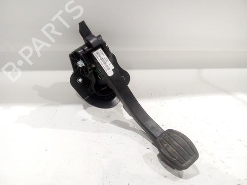 Used Clutch pedal PEUGEOT 3008 II SUV (MC_, MR_, MJ_, M4_) 1.2 THP/ PureTech 130 (MRHNSM, MRHNSU, MRHNSJ, MRHNYW,... (131 hp) 23137168