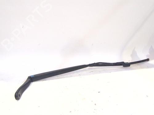 Used Front windshield wiper arm Front windshield wiper arm RENAULT AUSTRAL TCe 140 (HGMF) (140 hp) 35952110 35952110